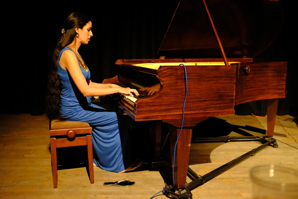 Zoe Rahman